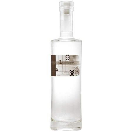 
                      
                        The Benizakura 9148 #0101 Hokkaido Gin
                      
                    